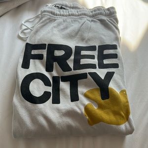FREE CITY Sweatpant